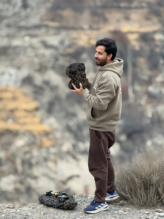 How we Source Pure Gold - Graded Shilajit from 18000ft Himalayas (Complete Process) K2 Shilajit - World's Finest Shilajit